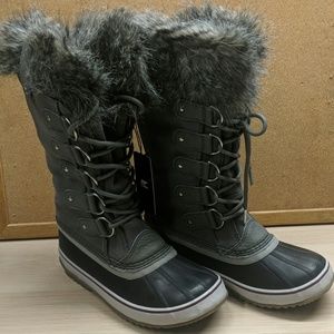 Sorel Joan of Arctic size 10